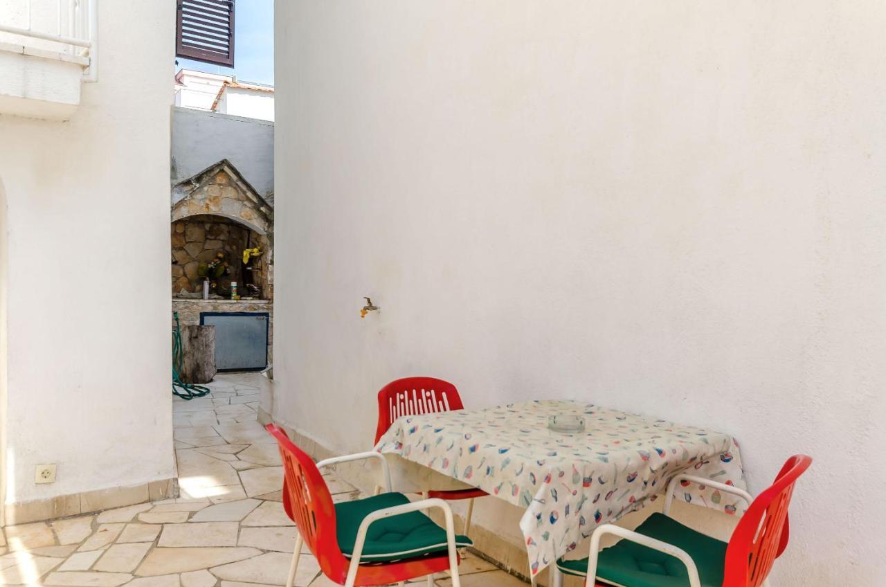 Apartments Kursan Trogir Exterior foto